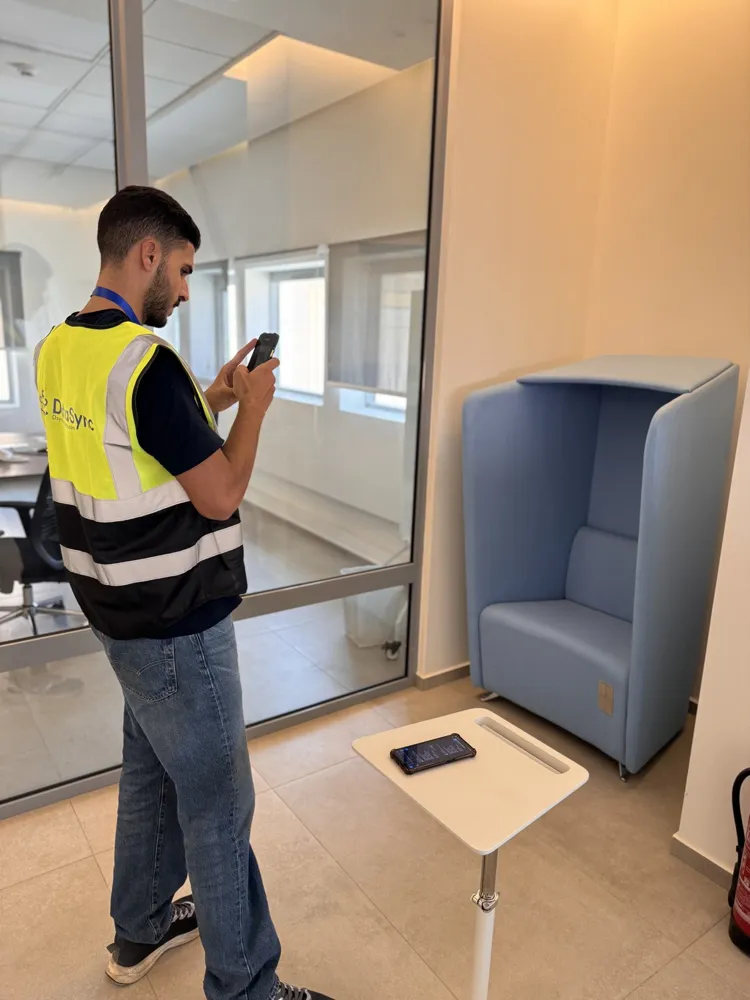 Counting office furniture with the app